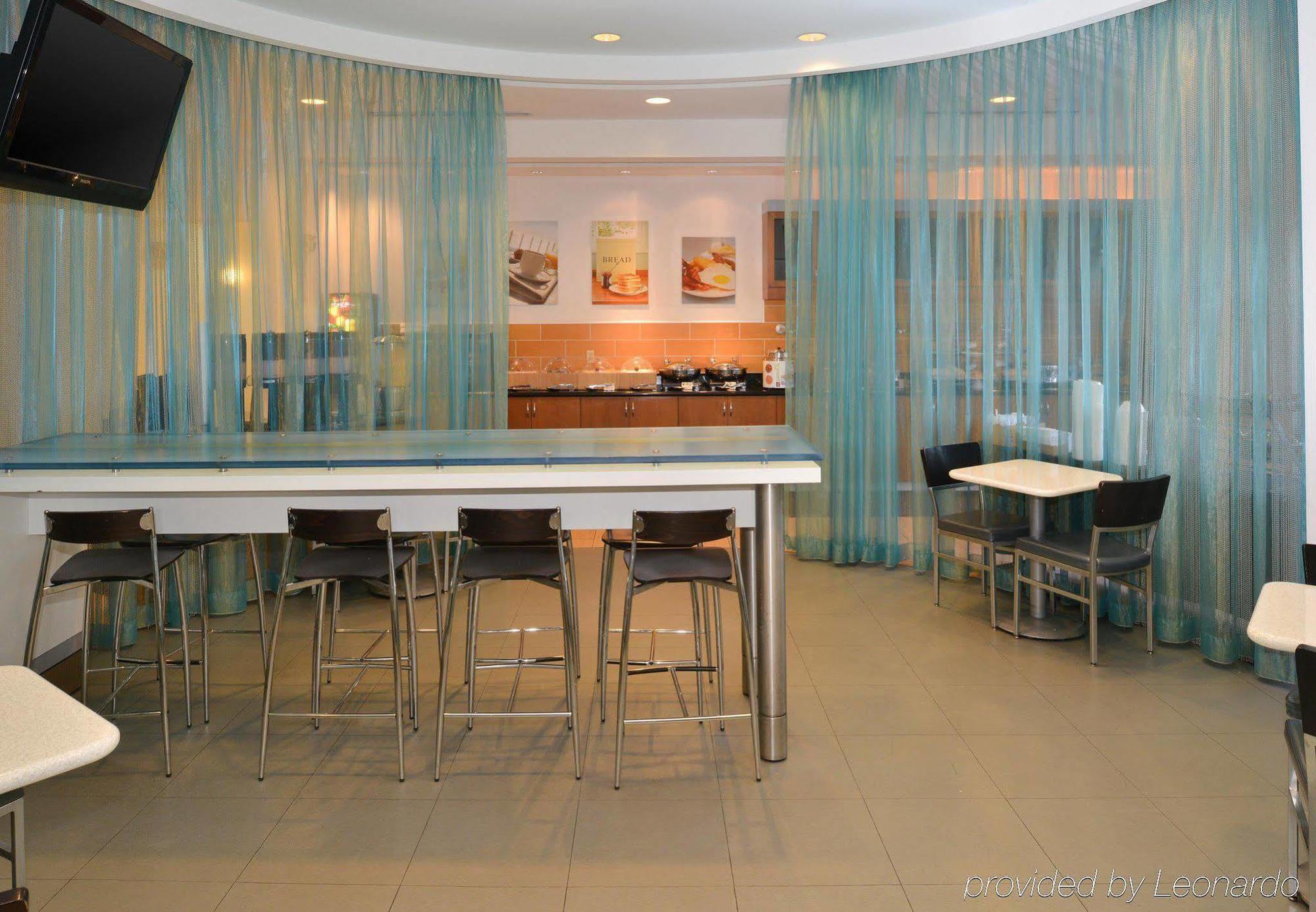 Springhill Suites By Marriott Corona Riverside Bagian luar foto