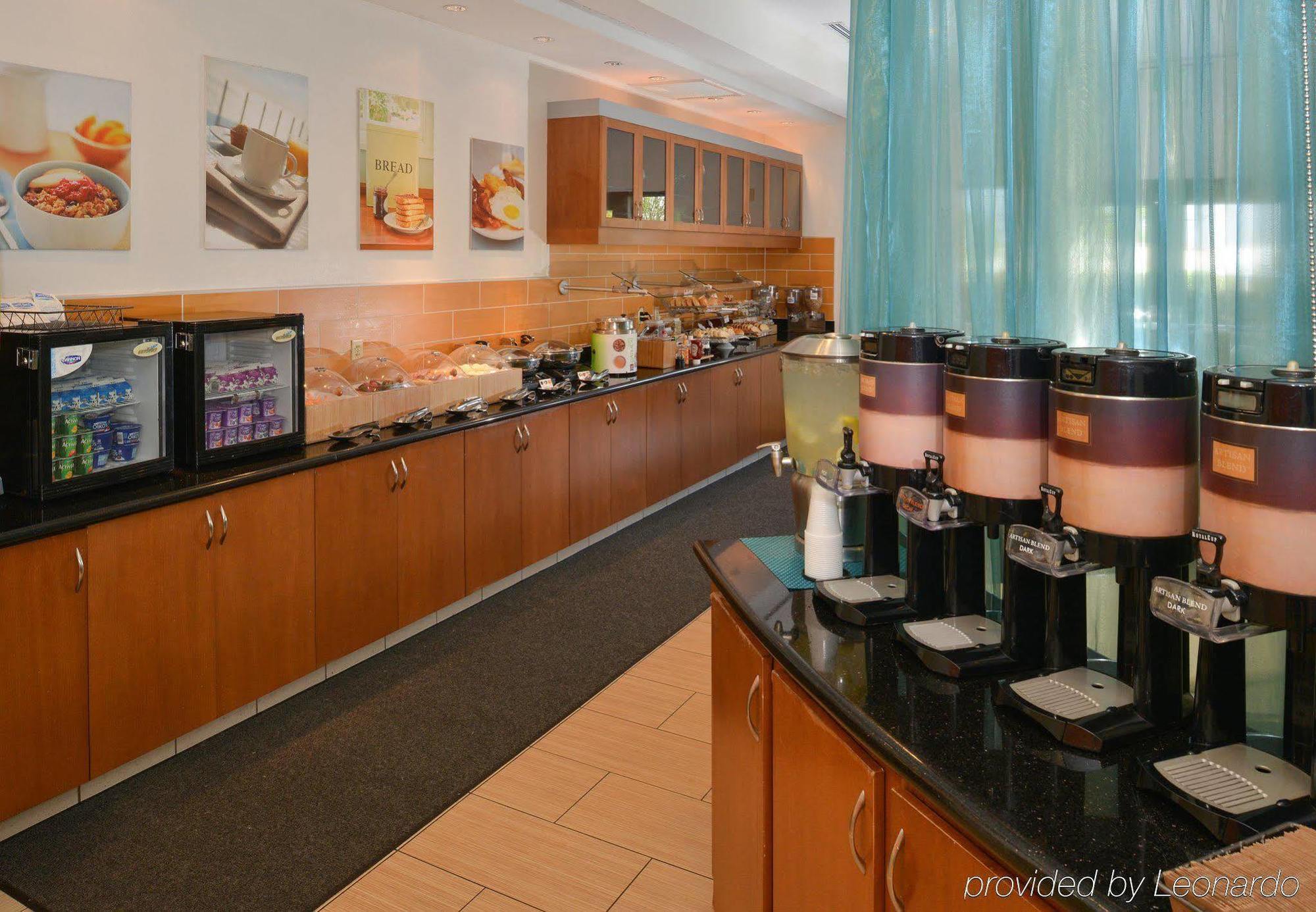 Springhill Suites By Marriott Corona Riverside Bagian luar foto